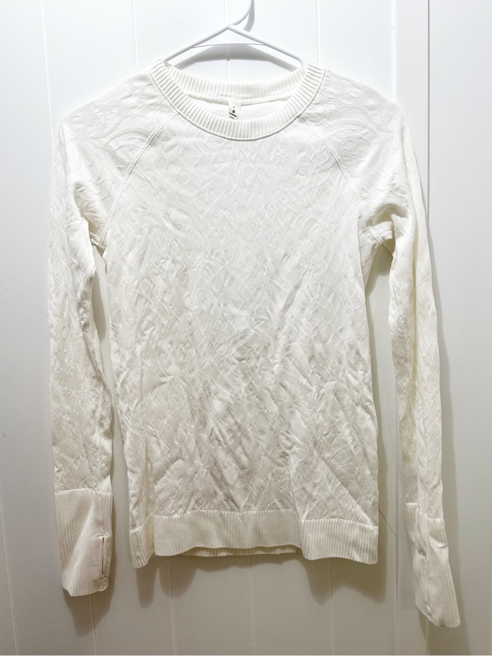 Lululemon rest less textured pullover white size 6